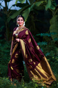 Royal Kanjivaram Golden Zari Woven Silk Saree With Blouse Piece - Brown