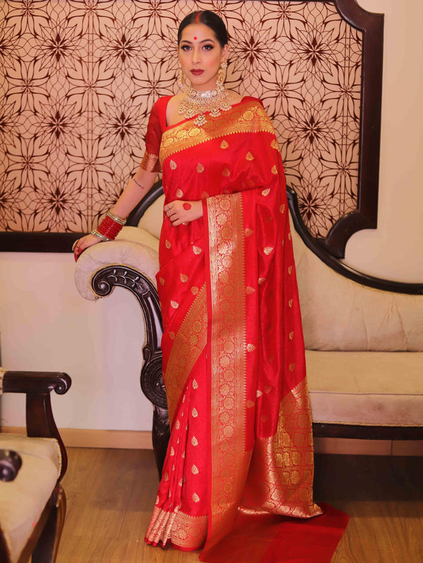 Women Floral Woven Kanjeevaram Saree with Contrast Border