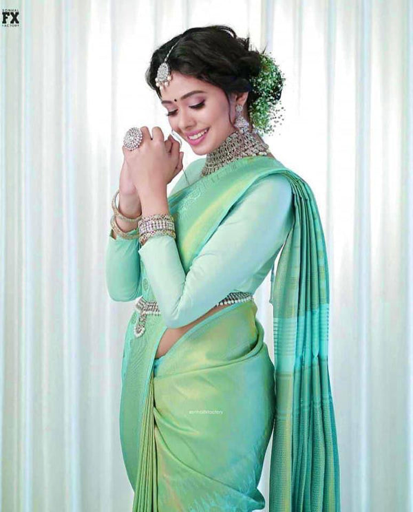Light Green Colour Kanjivaram Woven Silk Saree With Blouse Piece
