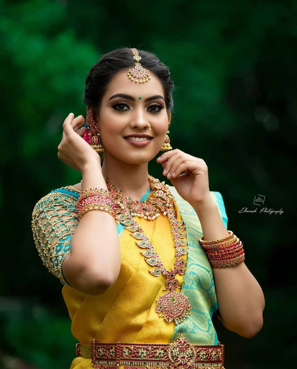 Yellow and Rama Colour Kanjivaram Woven Silk Saree With Blouse Piece